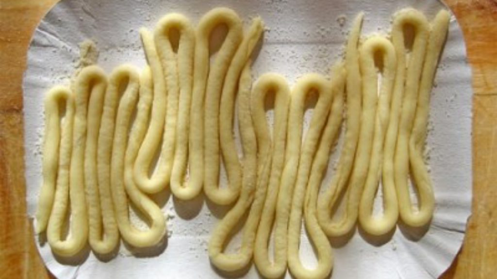 Eggless Pasta Dough